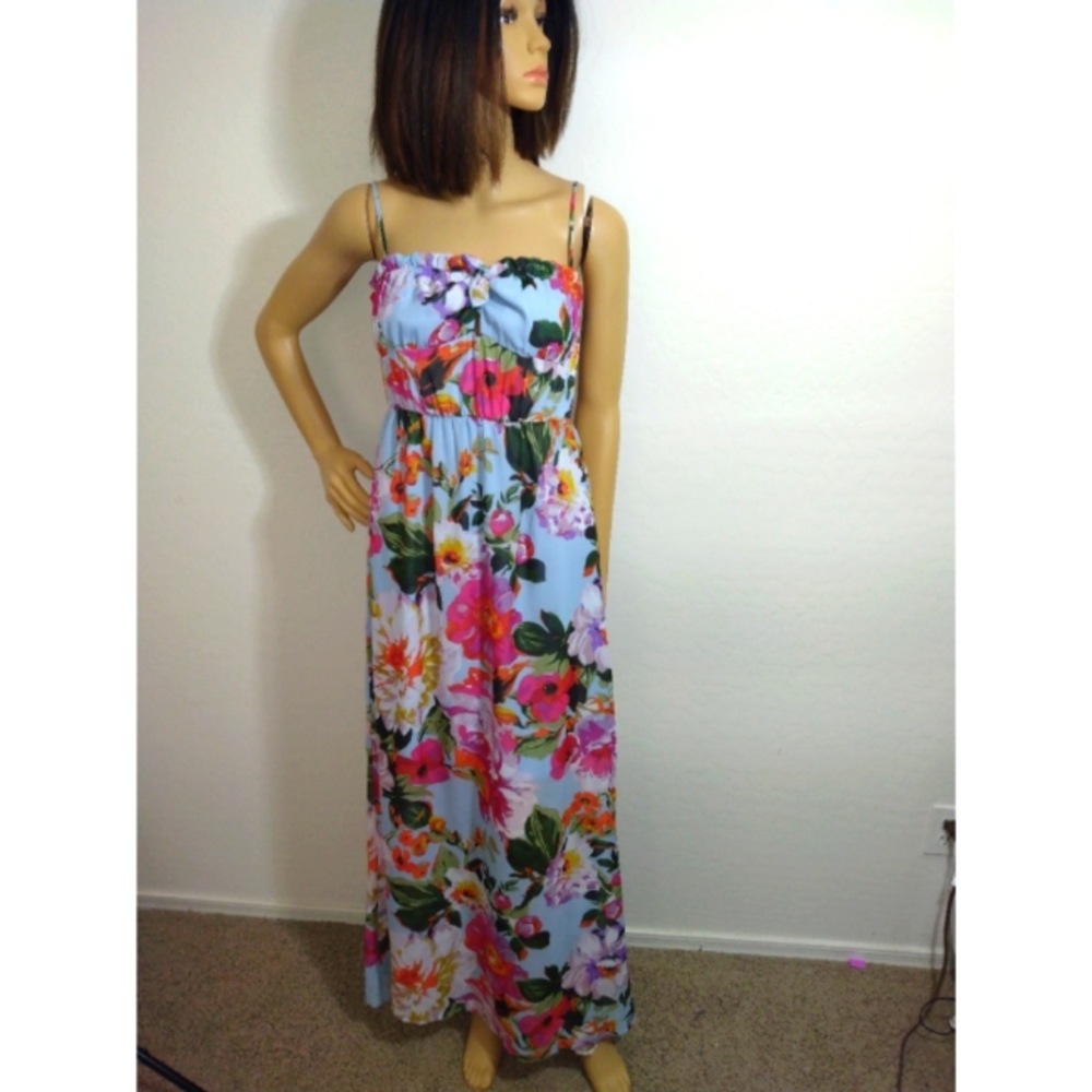 Minette Maxi dress